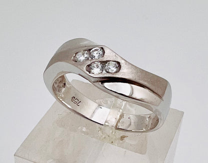 18k White Gold Cubic Zirconia (CZ) Band Ring