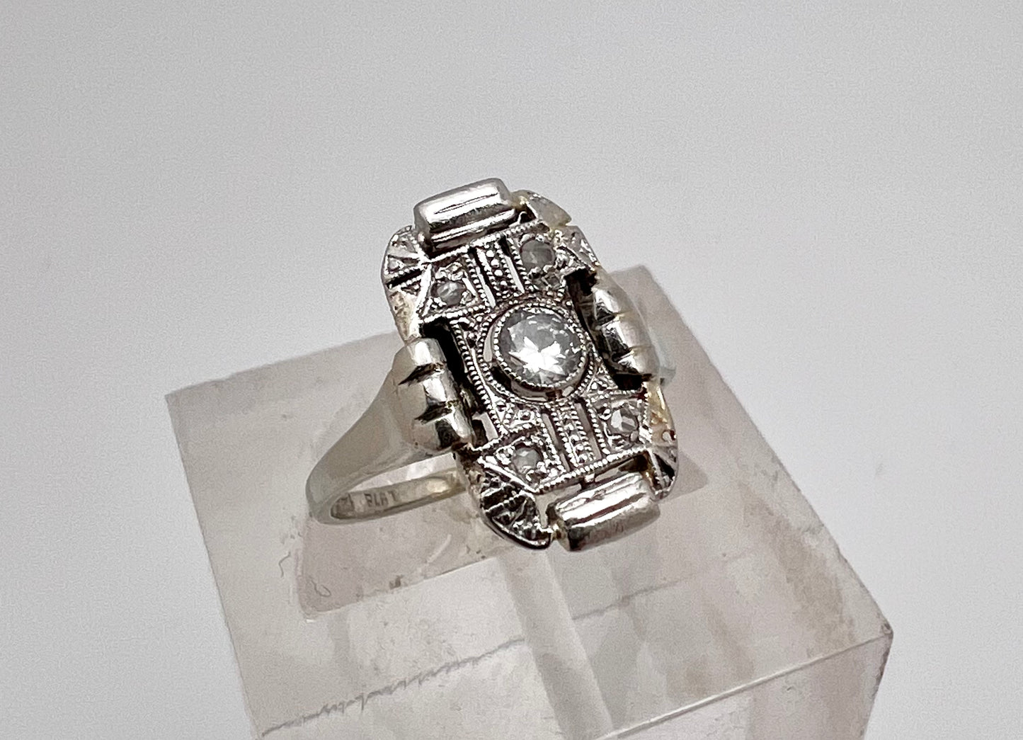 18k White Gold and Platinum Round 24pt Diamond with Unique Accents Ring