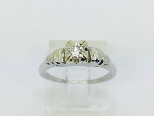 18k White Gold Round Cut 17pt Diamond Vintage Ring