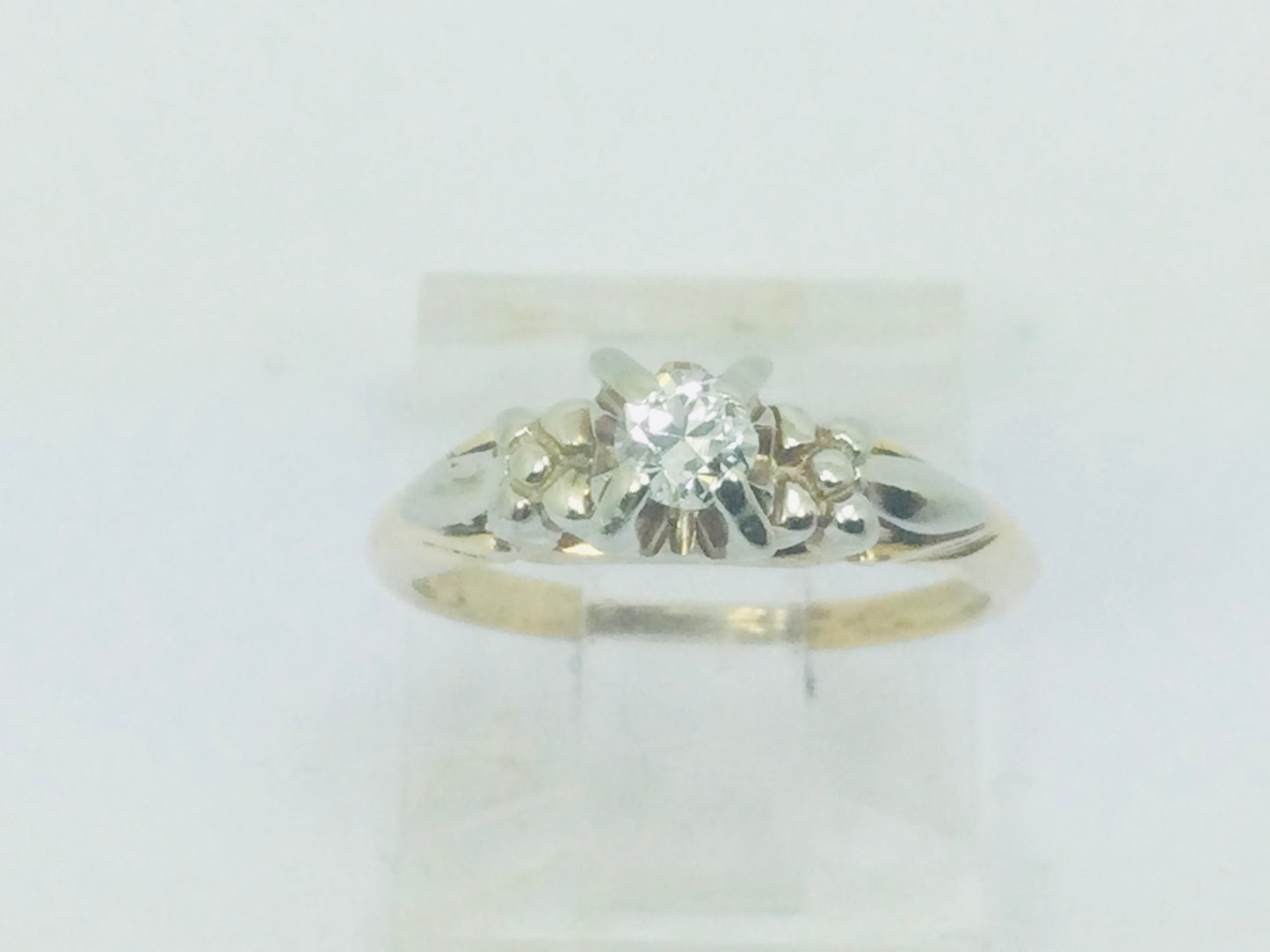 14k Yellow and White Gold Round Cut 14pt Diamond Ring