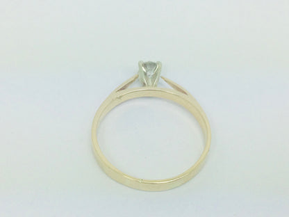 14k Yellow Gold Round Cut 18pt Diamond Solitaire Ring