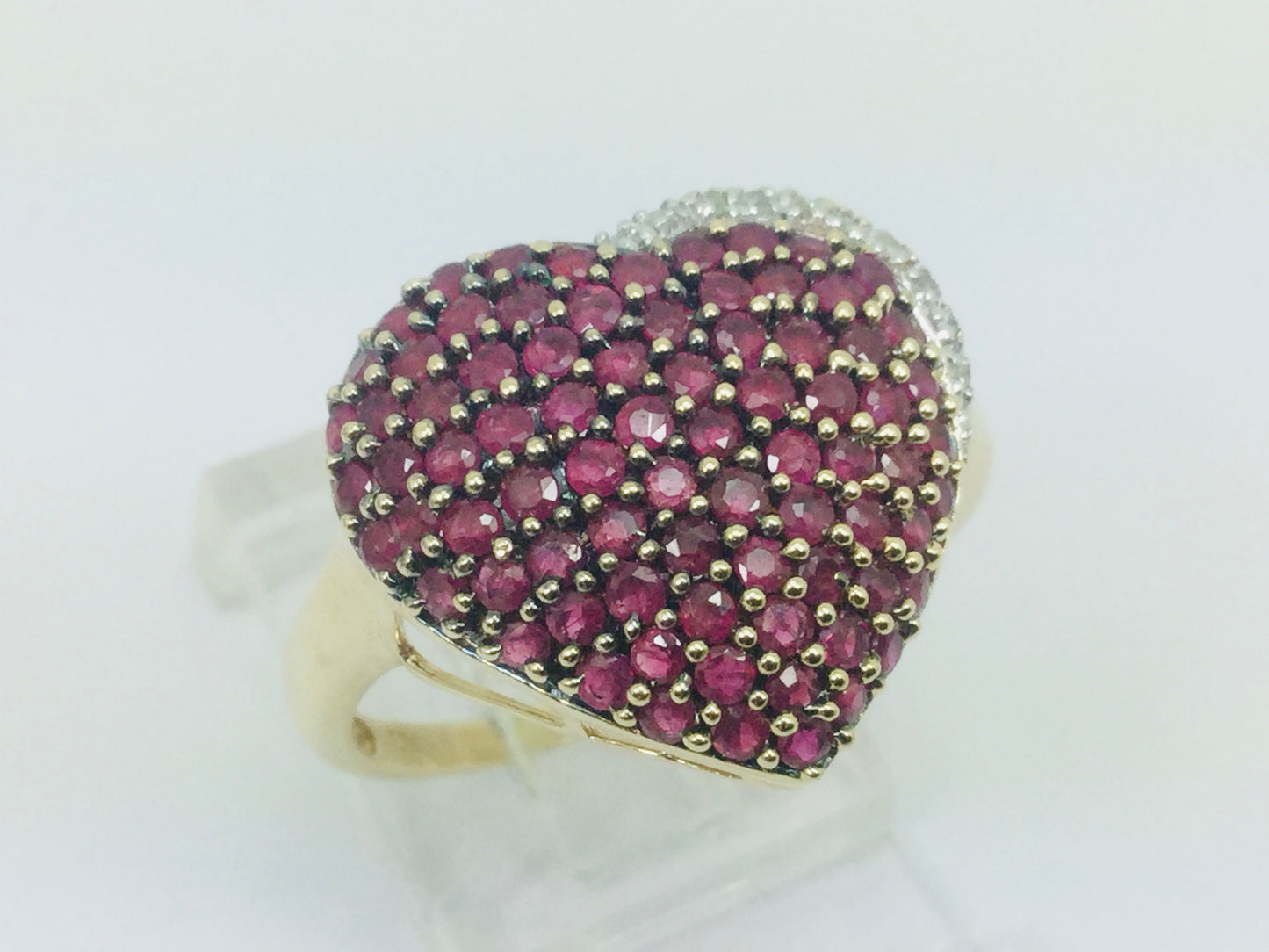 10k Yellow Gold Round Cut 1.6ct Ruby July Birthstone & 5pt Diamond Heart Cluster Ring