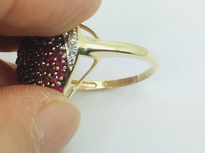 10k Yellow Gold Round Cut 1.6ct Ruby July Birthstone & 5pt Diamond Heart Cluster Ring