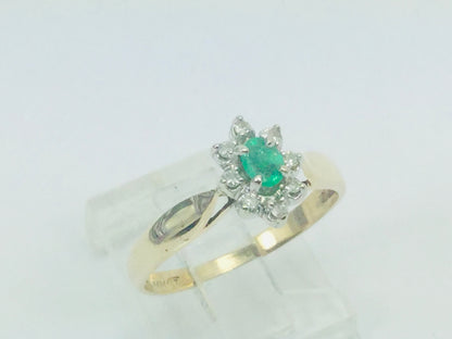 10-14k Yellow Gold Oval Cut 20pt Emerald May Birthstone & 8pt Diamond Halo Ring