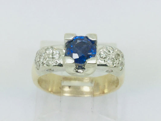 14k White and Yellow Gold Round Cut 40pt Sapphire & 25pt Diamond Ring