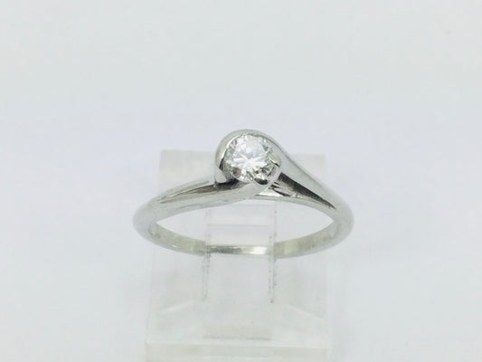 14k White Gold Round Cut 18pt Diamond Solitaire Ring