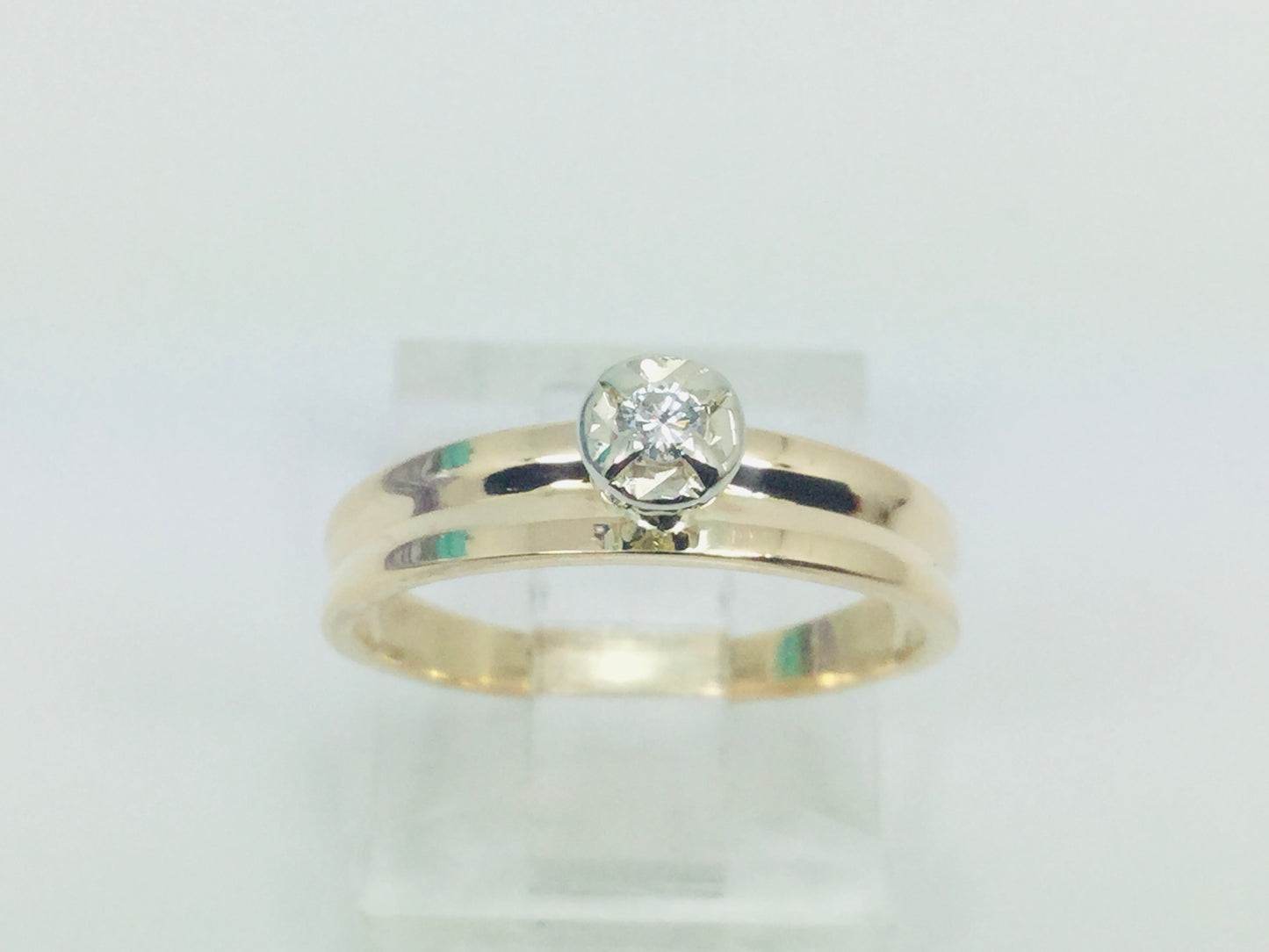 14k Yellow Gold Round Cut 4pt Solitaire Diamond Ring