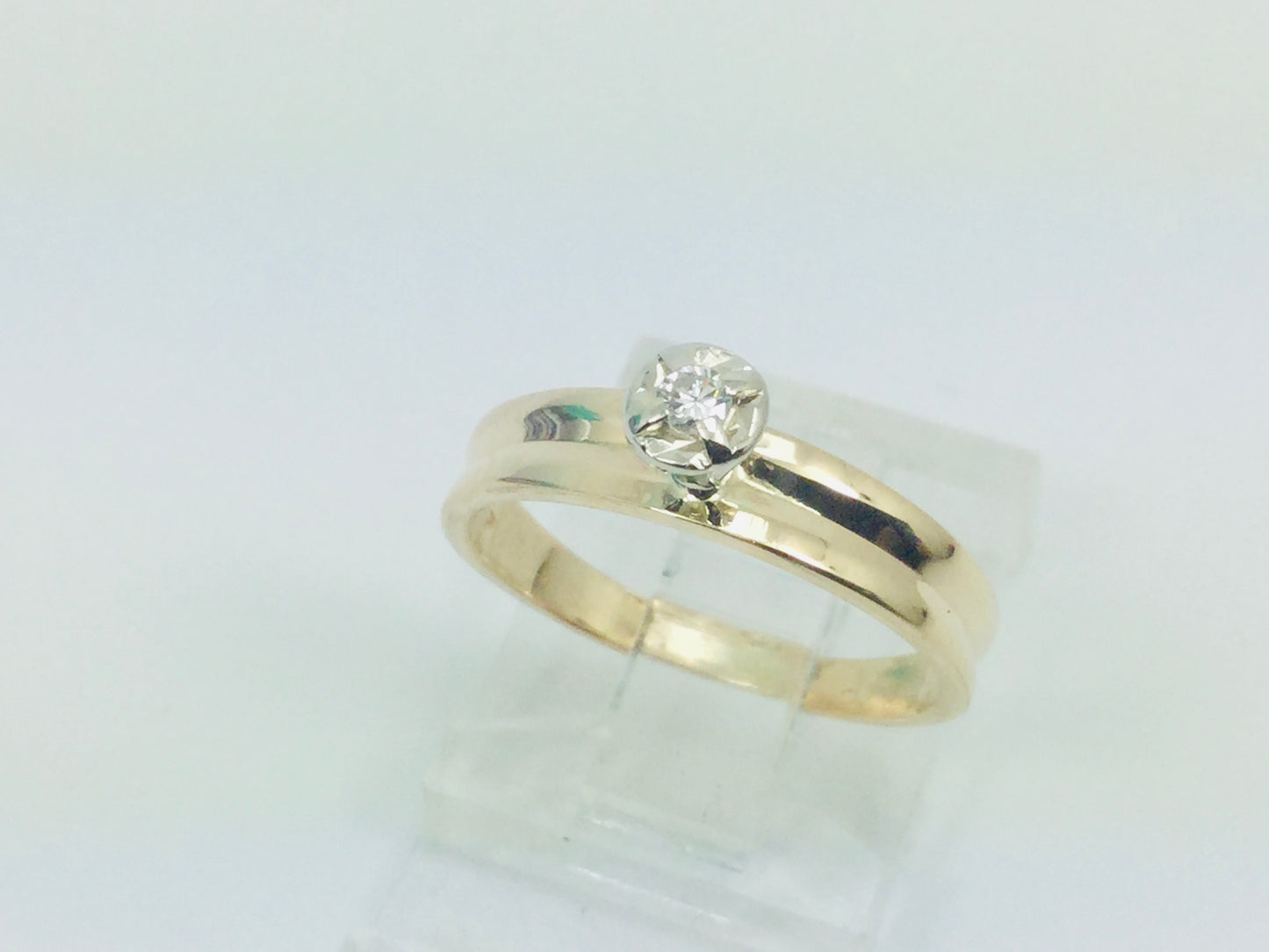 14k Yellow Gold Round Cut 4pt Solitaire Diamond Ring