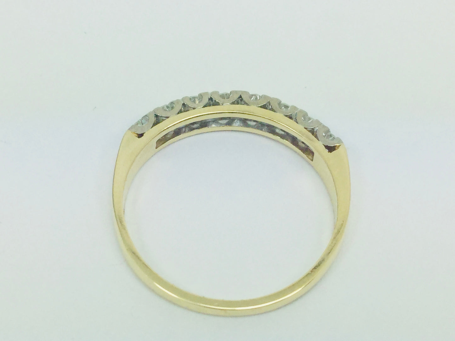 18k Yellow Gold Round Cut 16pt Diamond Row Set Ring