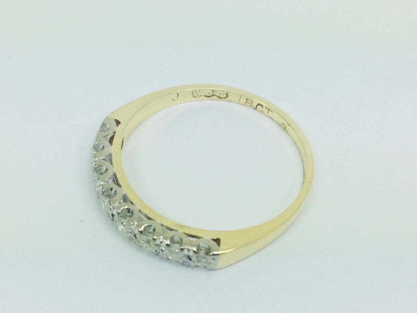 18k Yellow Gold Round Cut 16pt Diamond Row Set Ring