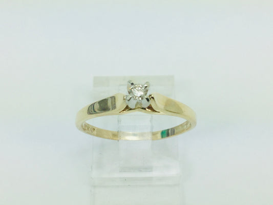 10k Yellow Gold Round Cut 6pt Solitaire Diamond Ring