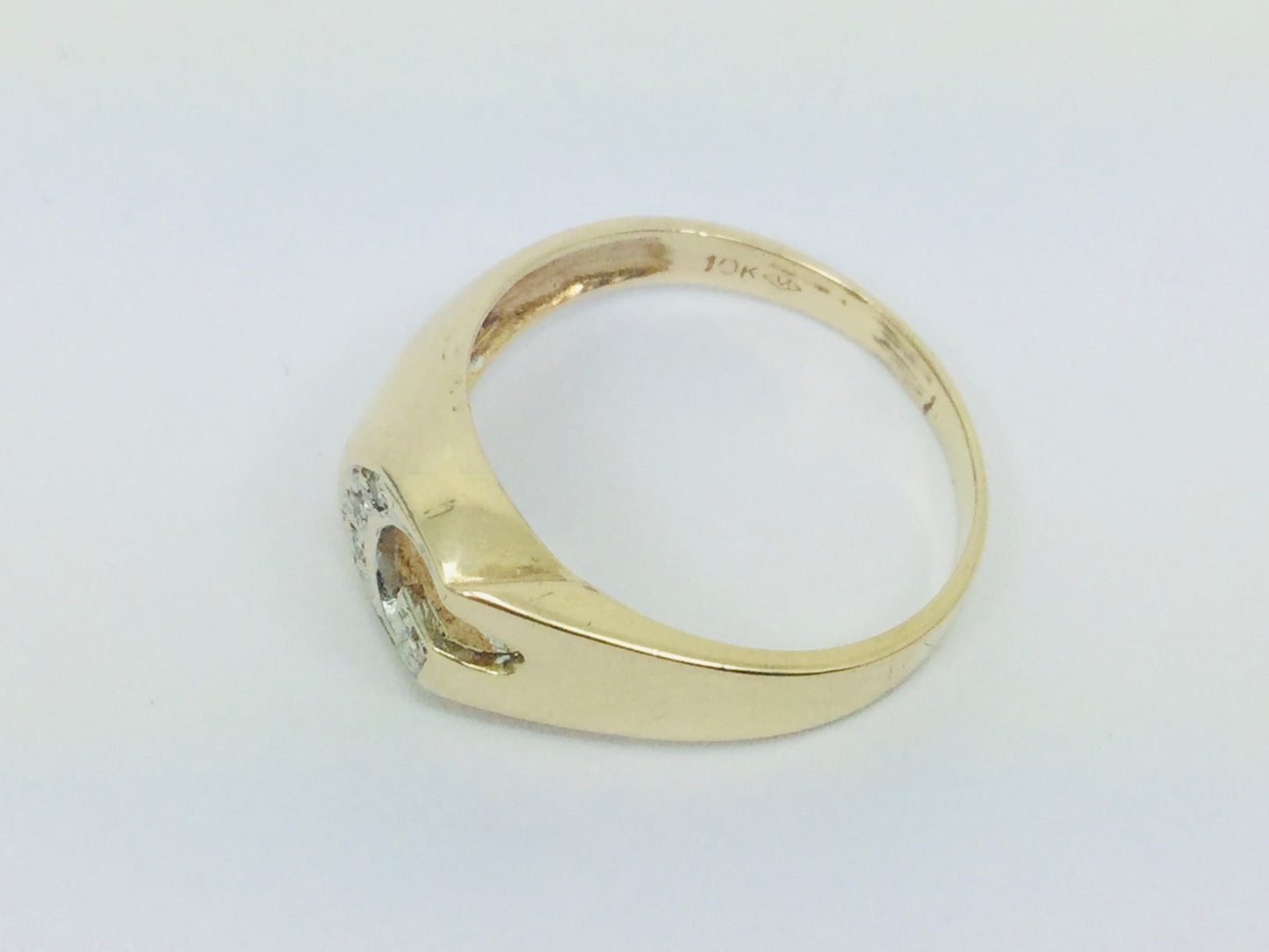 10k Yellow Gold Round Cut 4pt Diamond Letter 'G' Ring