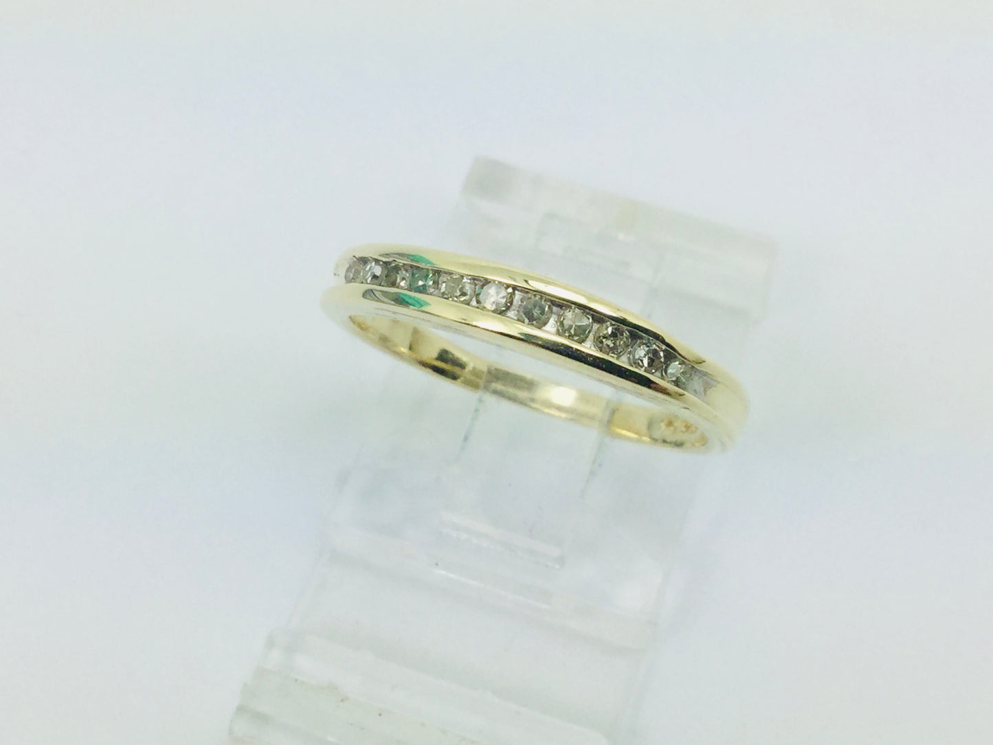 10k Yellow Gold Round Cut 16pt Diamond Channel Set Ring