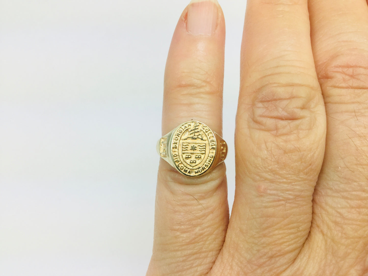 10k Yellow Gold 'Georgian College Nursing Diploma' '1984' School Ring