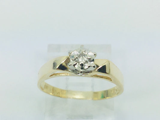 14k Yellow Gold Round Cut 6pt Diamond Illusion Set Solitaire Ring