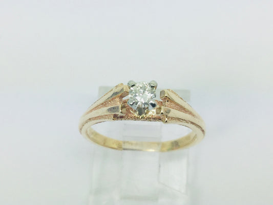 14k Yellow Gold Round Cut 16pt Diamond Solitaire Ring