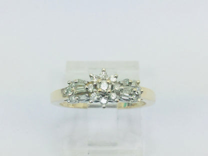 14k Yellow Gold Round and Baguette Cut 34pt Diamond Cluster Ring