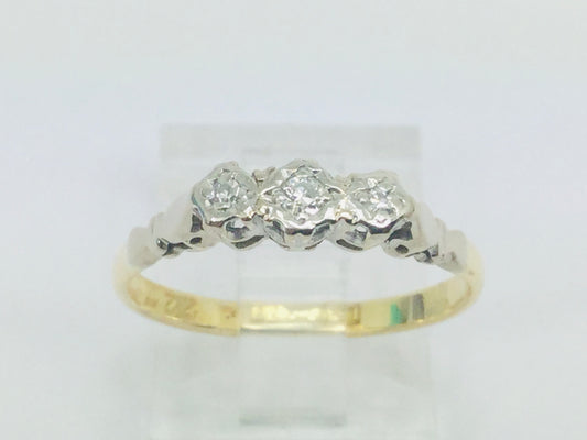 18k Yellow & White Gold Round Cut 7pt Trinity Diamond Ring