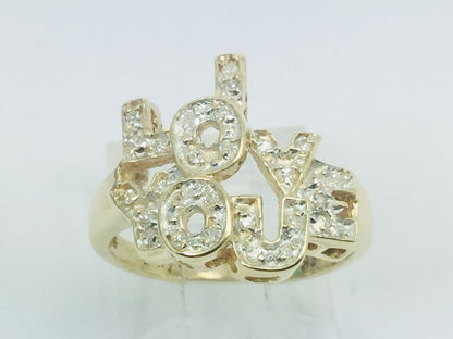 10k Yellow Gold Round Cut 15pt Diamond 'I Love You' Ring