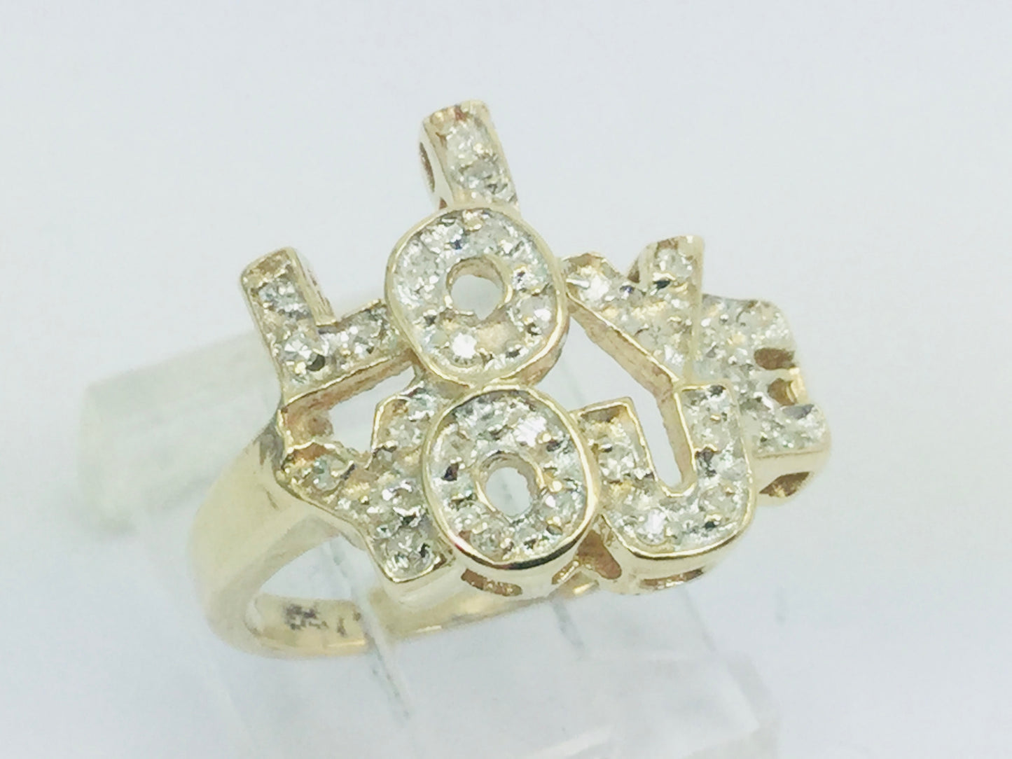 10k Yellow Gold Round Cut 15pt Diamond 'I Love You' Ring