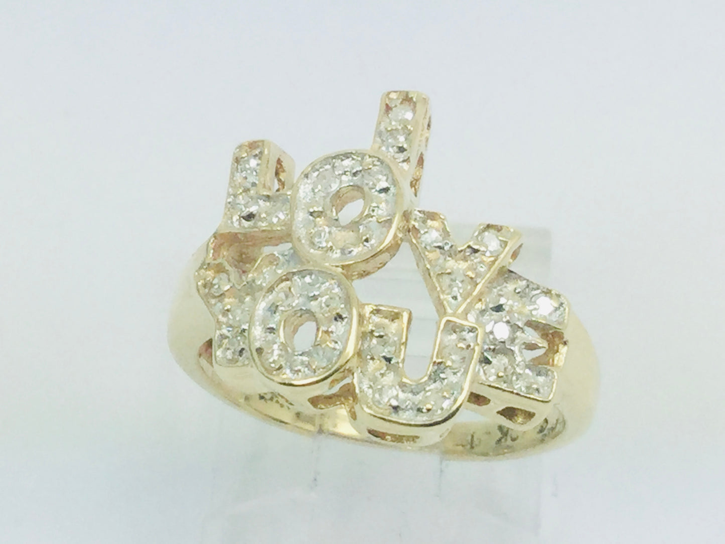 10k Yellow Gold Round Cut 15pt Diamond 'I Love You' Ring