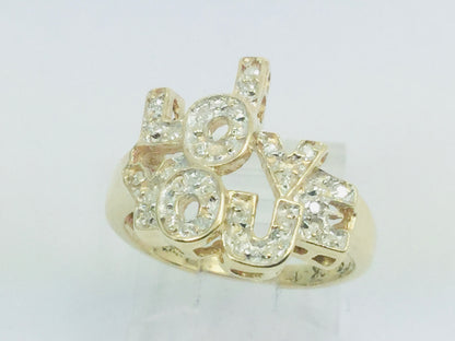 10k Yellow Gold Round Cut 15pt Diamond 'I Love You' Ring