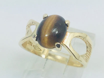 10k Yellow Gold Oval Cut Cabochon Tiger Eye Ring