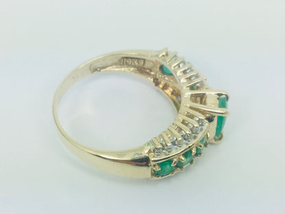 10k Yellow Gold Oval Cut Emerald May Birthstone & 12pt Diamond Row Set Ring