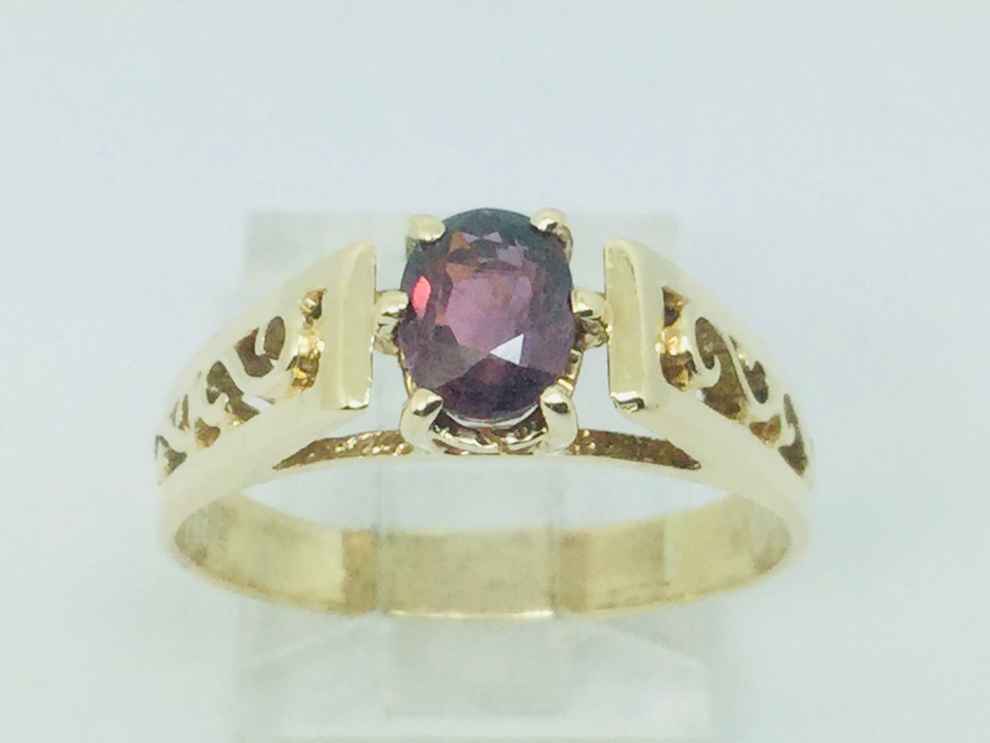 10k Yellow Gold Oval Cut 1ct Ruby July Birthstone Solitaire Ring