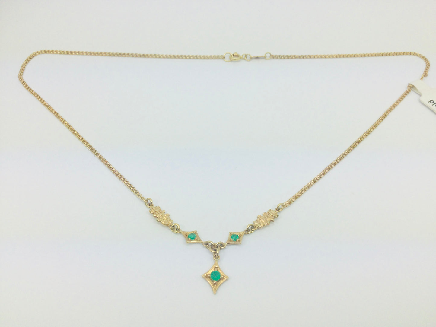 18k Yellow Egyptian Gold Round Cut 14pt Emerald Chain