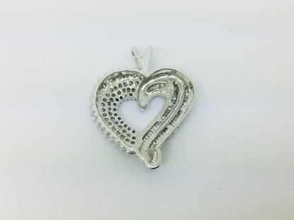 14k White Gold Round & Baguette Cut 1.5ct Diamond Heart Pendent