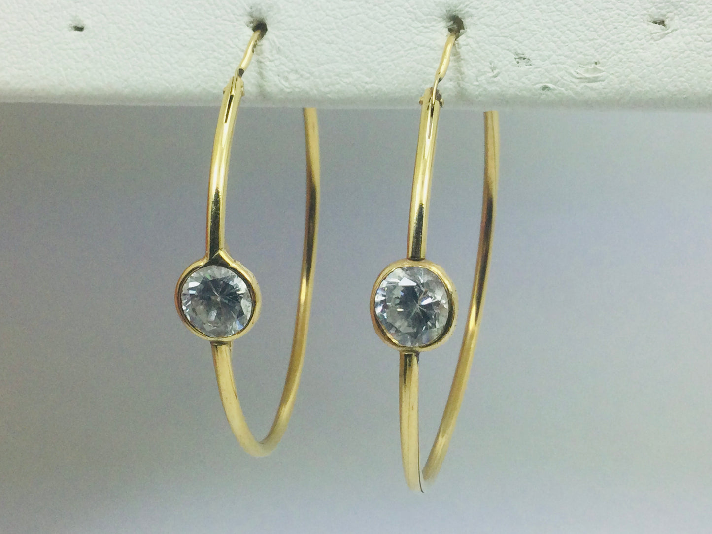 14k Yellow Gold Round Cut 7mm Cubic Zirconia (CZ) Hoop Earrings