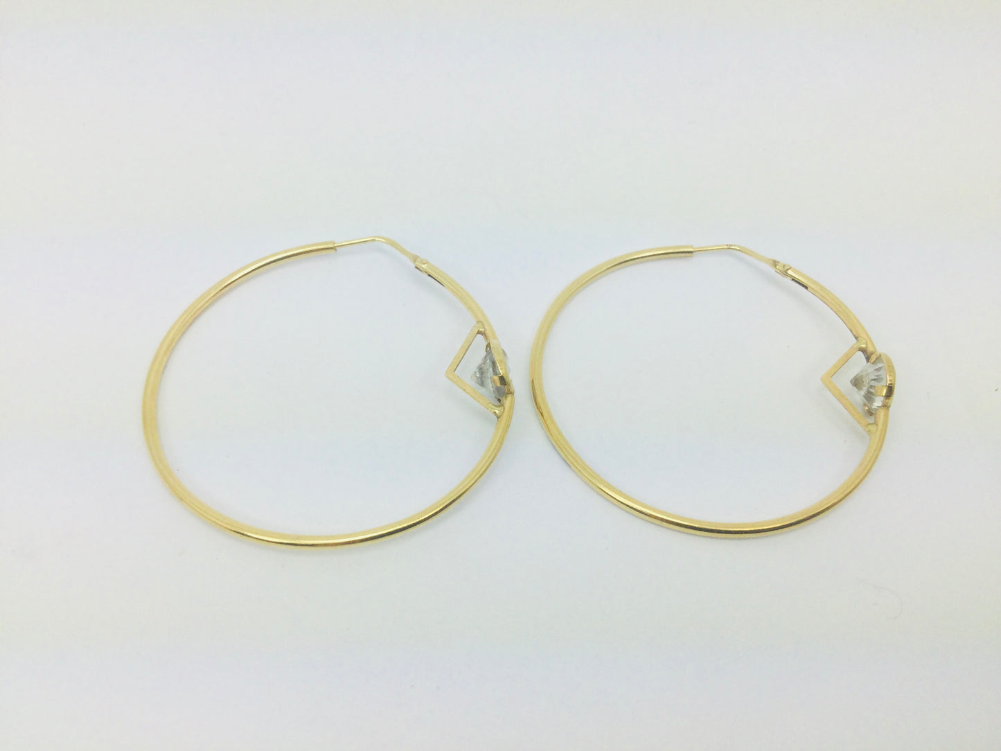 14k Yellow Gold Round Cut 7mm Cubic Zirconia (CZ) Hoop Earrings