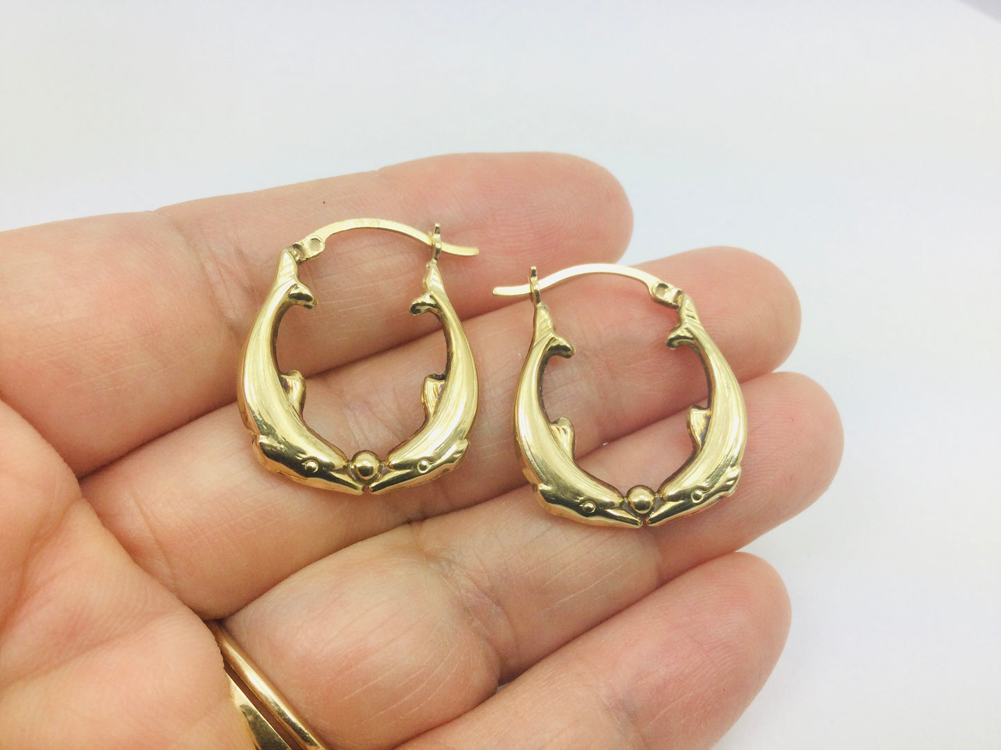 10k Yellow Gold Round Circular Dolphin Hoop Earrings