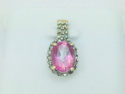 10k Yellow Gold Oval Cut 1.5ct Rose Quartz & 12pt Diamond Halo Pendent