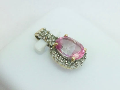 10k Yellow Gold Oval Cut 1.5ct Rose Quartz & 12pt Diamond Halo Pendent