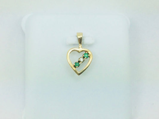 10k Yellow Gold Round Cut Emerald & Diamond Heart Pendent