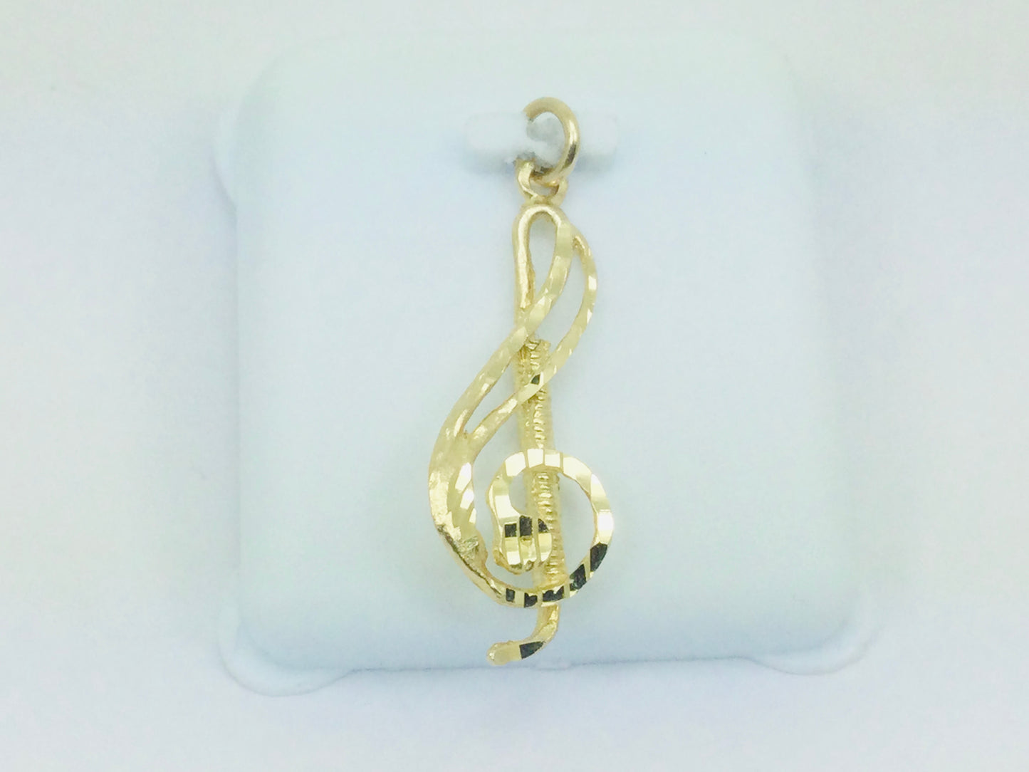 10k Yellow Gold Treble Clef Music Pendent