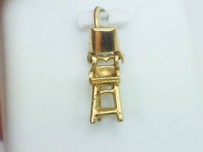 10k Yellow Gold Highchair Pendent