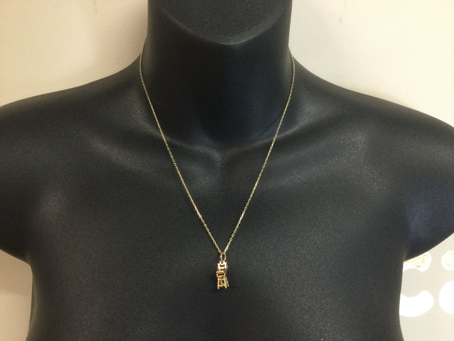 10k Yellow Gold Highchair Pendent