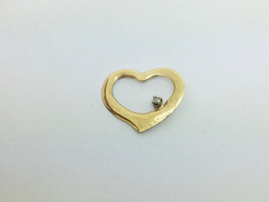 10k Yellow Gold Round Cut 1pt Diamond Heart Pendent