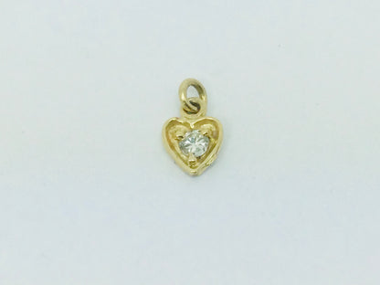 10k Yellow Gold Round Cut 1pt Cubic Zirconia (CZ) Heart Pendent