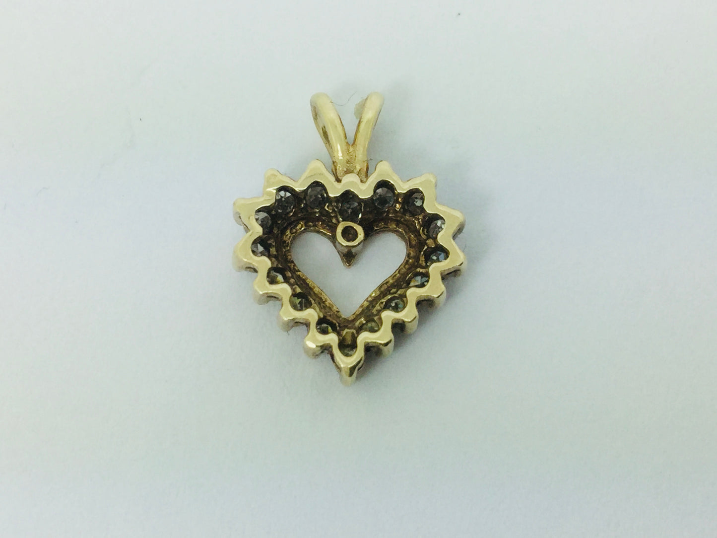 10k Yellow Gold Round Cut 24pt Diamond Heart Pendent