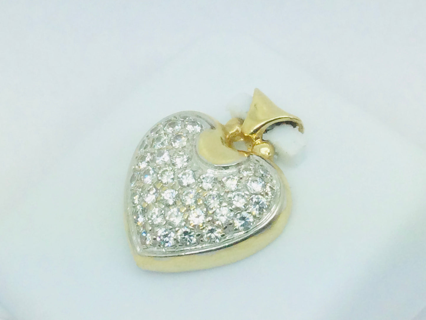 14k Yellow Gold Round Cut 57pt Cubic Zirconia (CZ) Heart Pendent