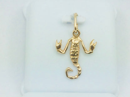 14k Yellow Gold Scorpio Horoscope (Oct-Nov) Pendent