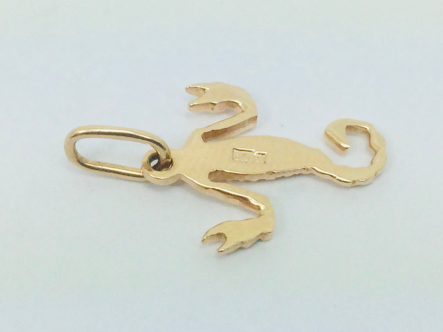 14k Yellow Gold Scorpio Horoscope (Oct-Nov) Pendent