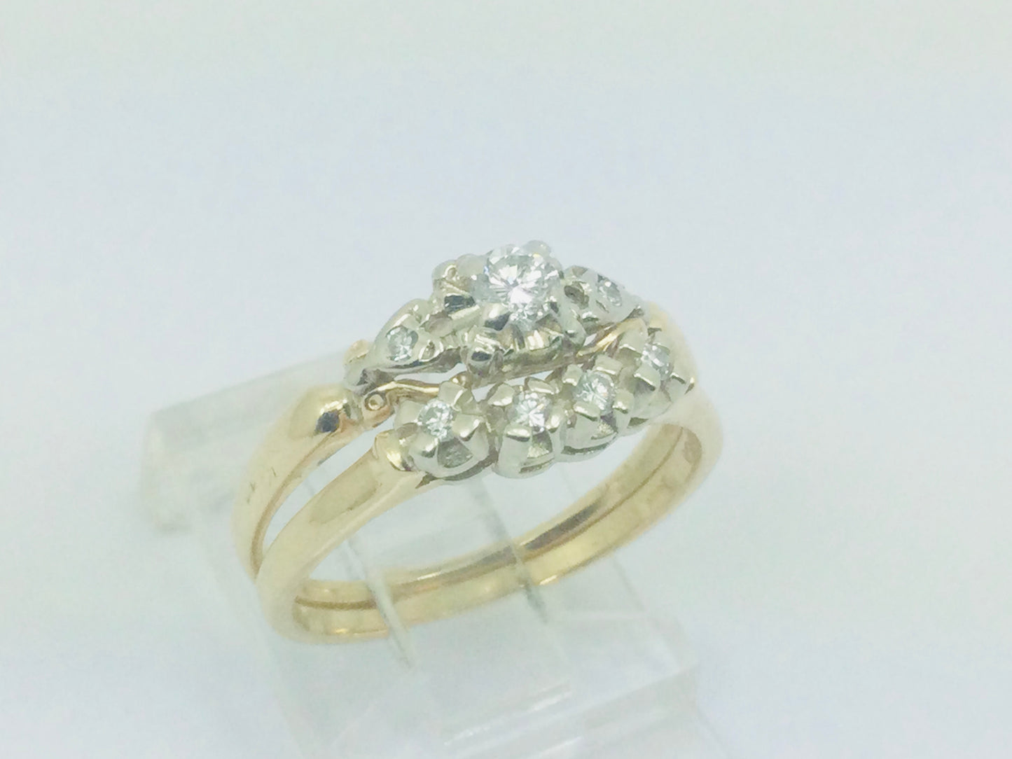 14k Yellow Gold Round Cut 17pt Diamond Engagement and Wedding Ring Set