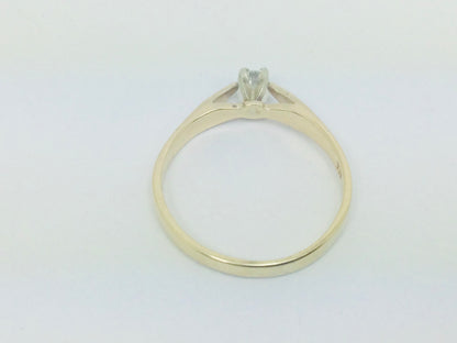 14k Yellow Gold Round Cut 15pt Diamond Solitaire Ring