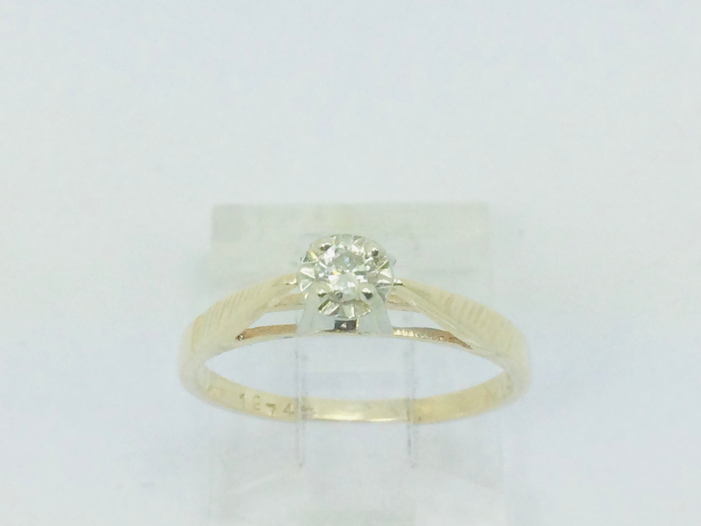 14k Yellow Gold Round Cut 8pt Diamond Solitaire Ring