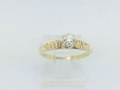 14k Yellow Gold Round Cut 6pt Diamond Illusion Set Ring